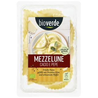 Mezzelune mit Pecorino & schwarzem Pfeffer