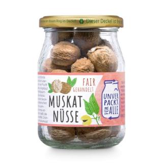 Muskatnuss ganz im Pfandglas